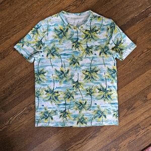 Old Navy size Small palm print Tee